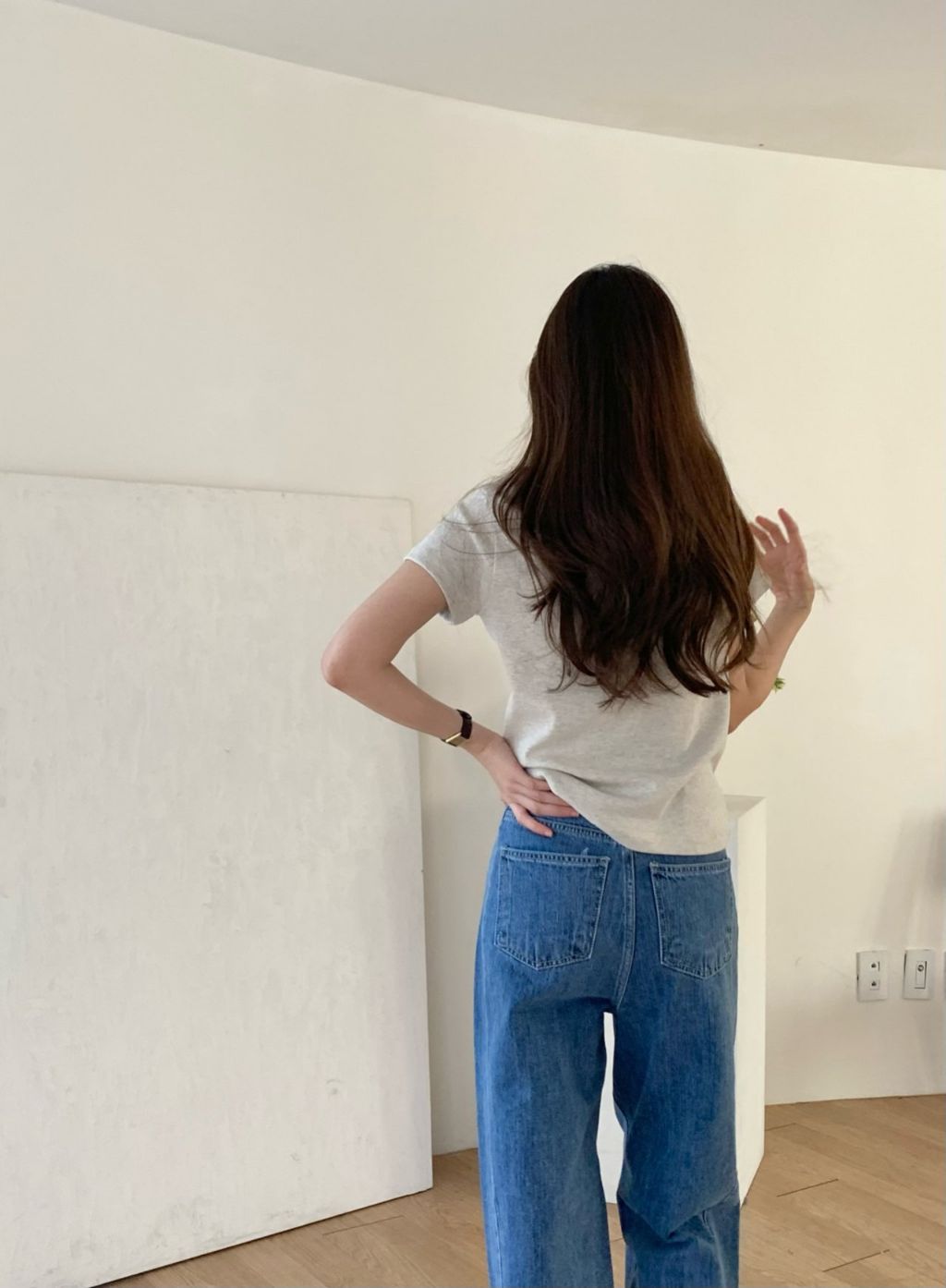 센더 이미지
