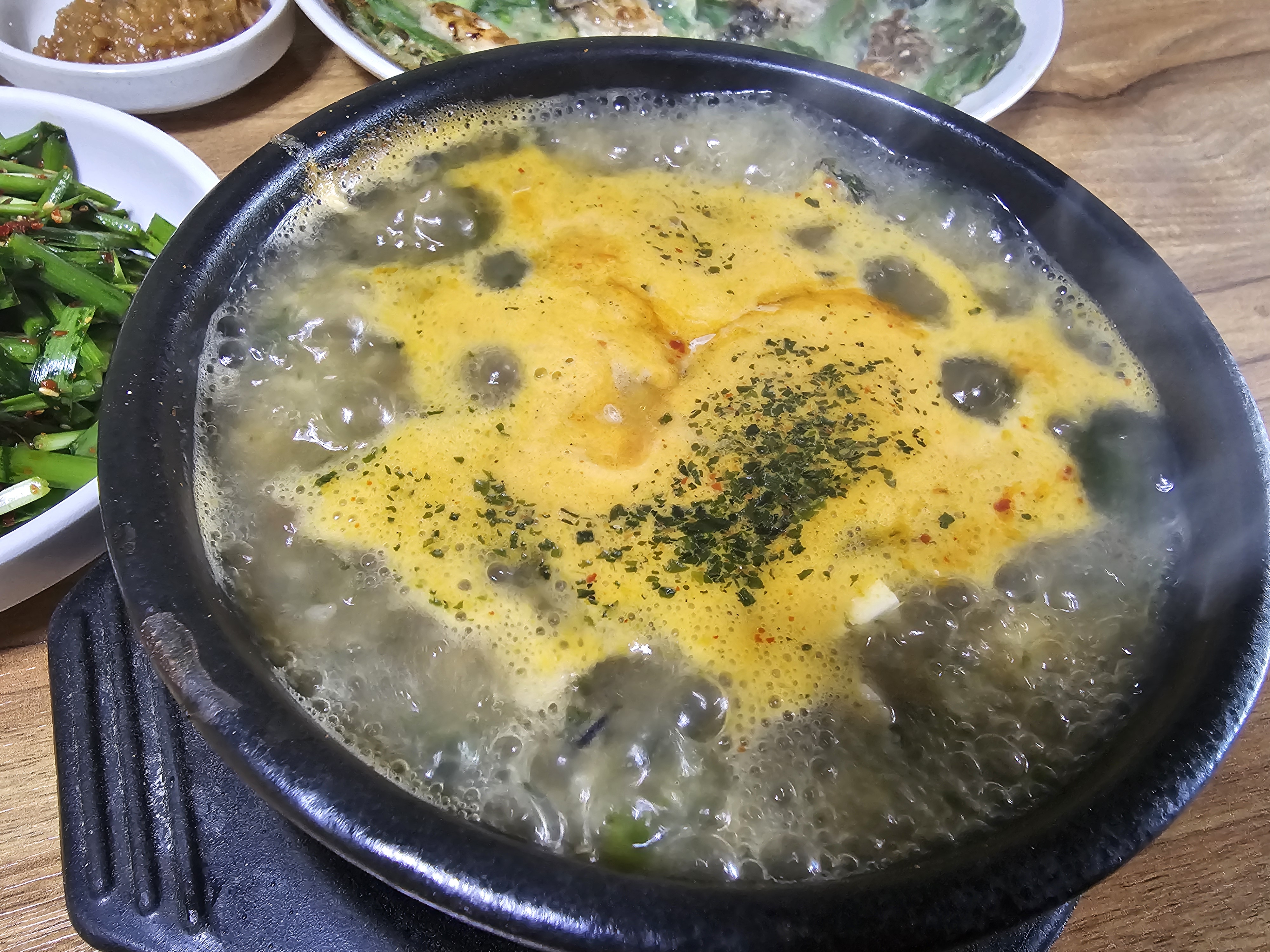 굴국밥전문점 이미지
