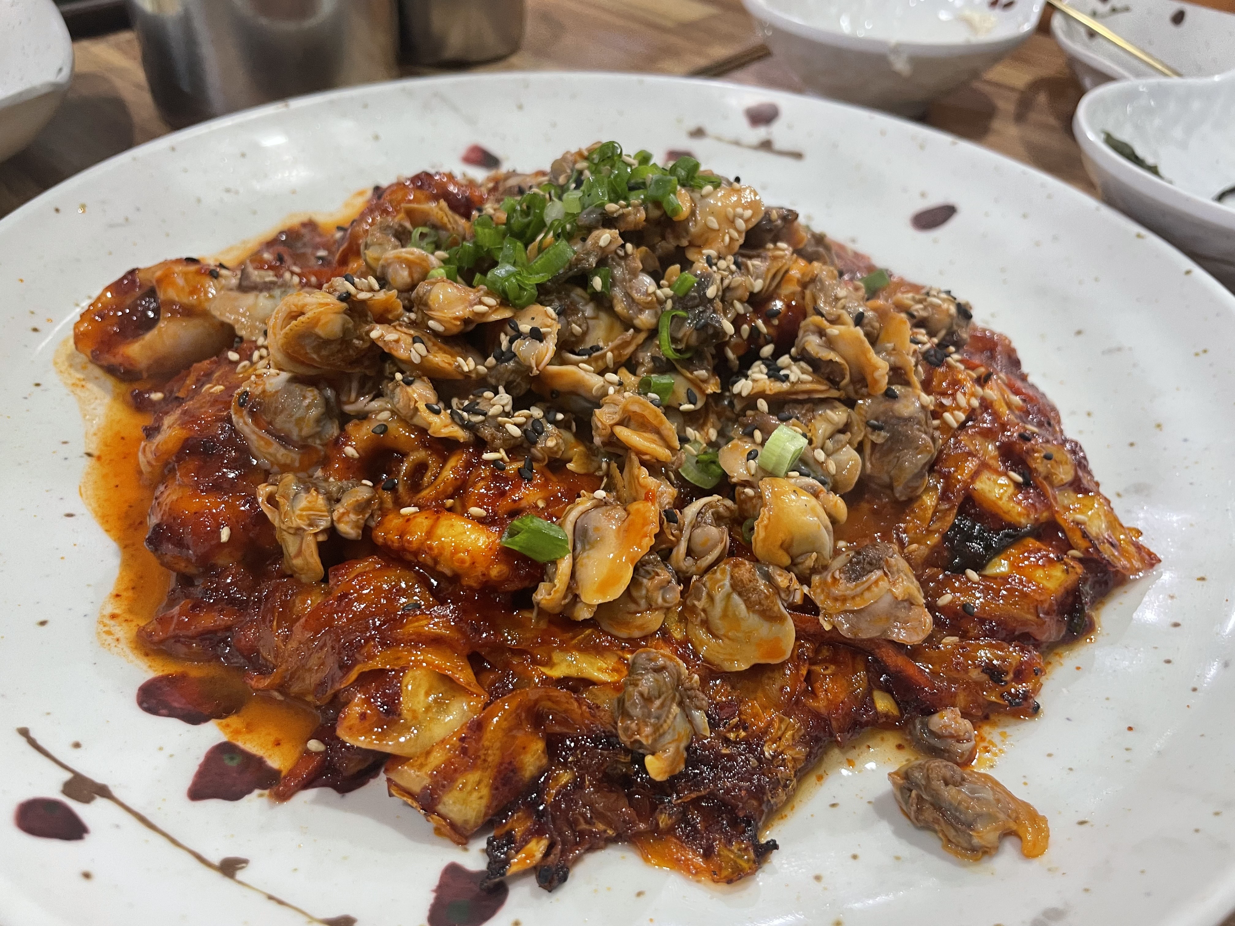 제주 뻘떡낙지 서귀포점 꼬막볶음에 파전까지 주문해봤어요... 숙소 정보 가득 카페 제주 뻘떡낙지 서귀포점 꼬막볶음에 파전까지 주문해봤어요