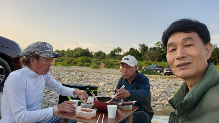 휴일엔캠핑 이미지