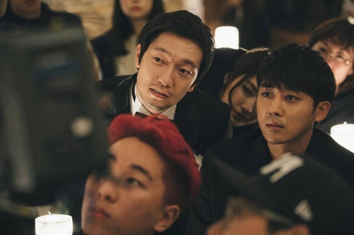 청각 장애가 있는 손호준이 고등학교 때 짝사랑했던 손석구의 결혼식에 가는 단편 영화.avi | 인스티즈