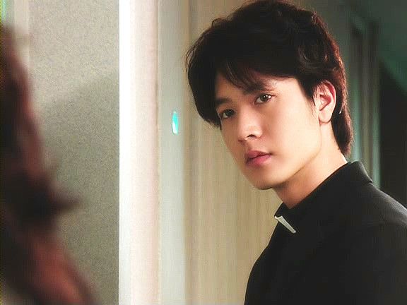 성당가면 잘 생긴 신부님이 없는 이유............jpg | 인스티즈