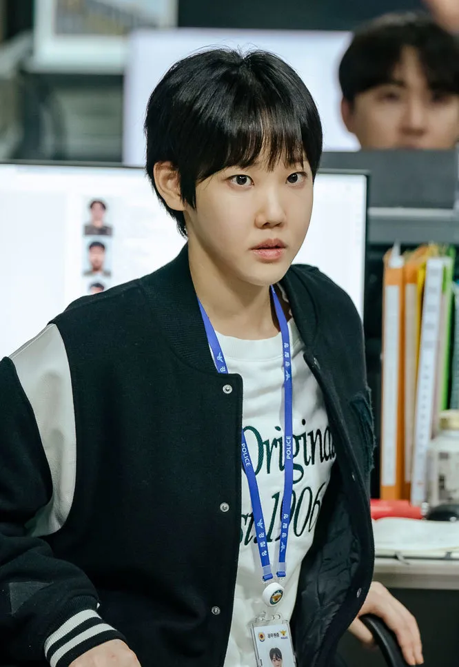 숏컷하고 확 달라져 누군지 몰라 본 배우 甲 | 인스티즈