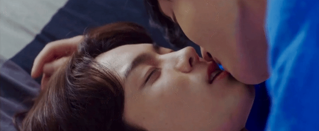 두번이나 같이 BL 드라마를 찍은 서바 출신 남자 가수 두명.....jpgif | 인스티즈