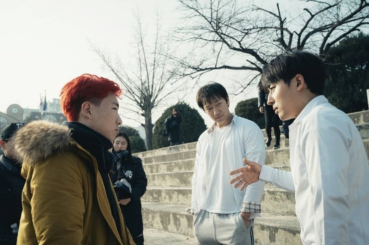 청각 장애가 있는 손호준이 고등학교 때 짝사랑했던 손석구의 결혼식에 가는 단편 영화.avi | 인스티즈