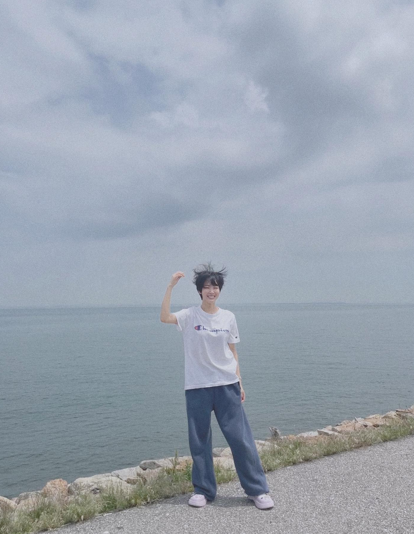 숏컷하고 확 달라져 누군지 몰라 본 배우 甲 | 인스티즈