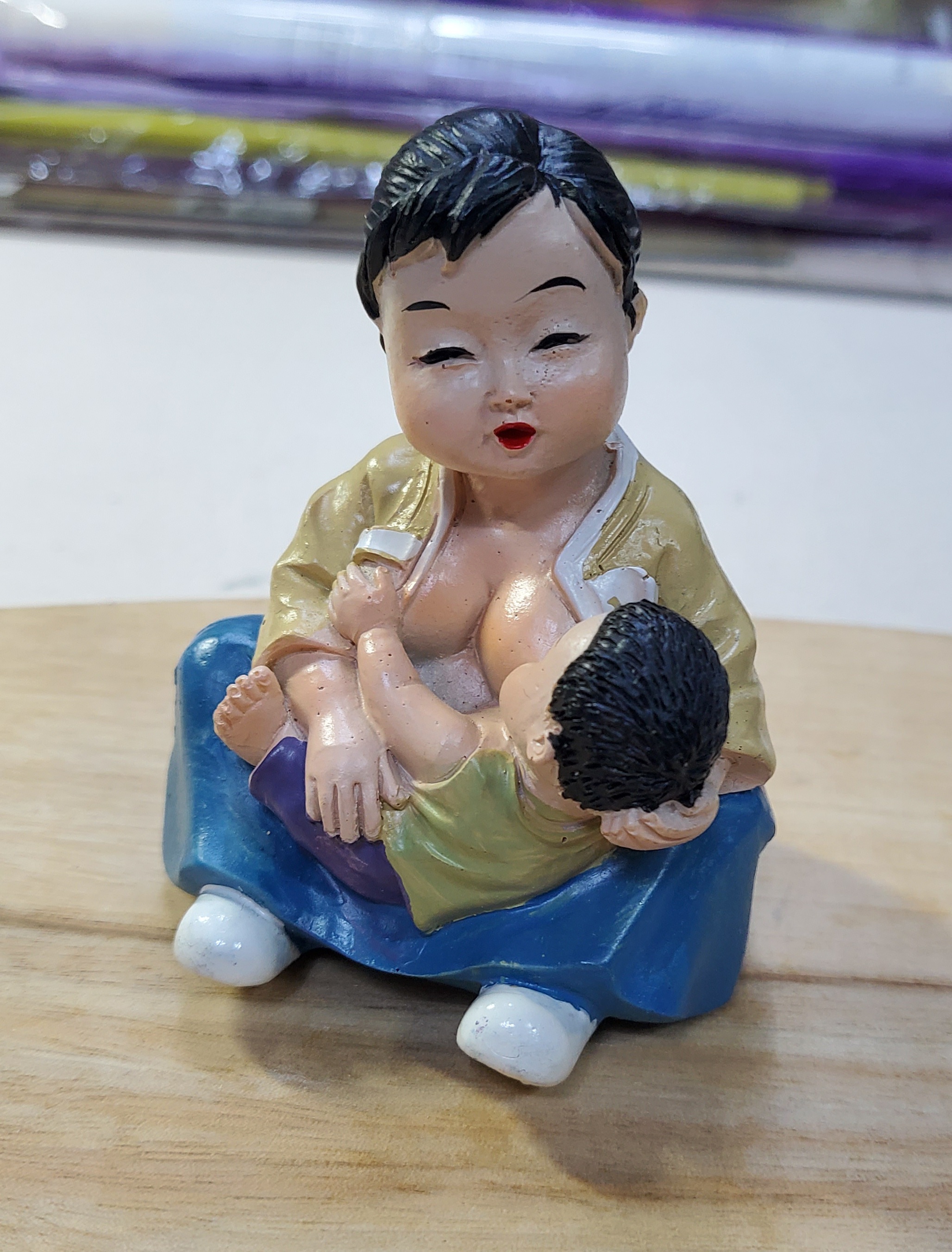 소곤소곤 이미지