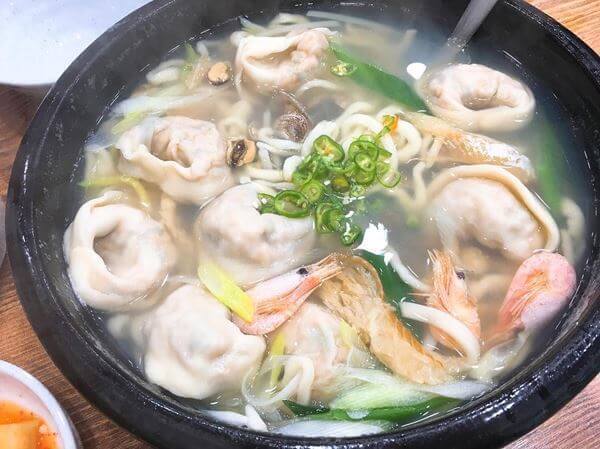 삼삼만두 이미지