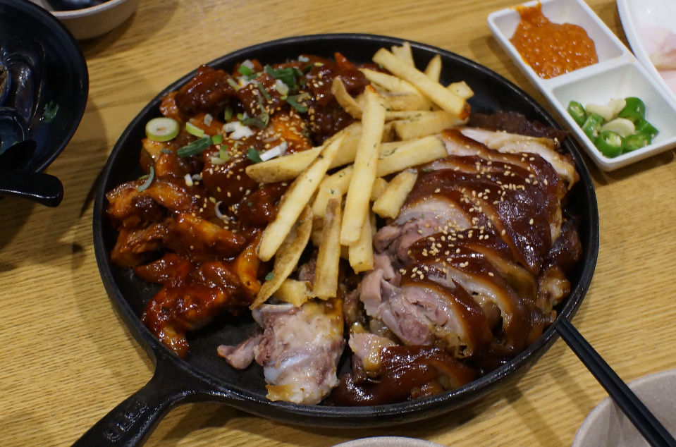 오빠족발 이미지