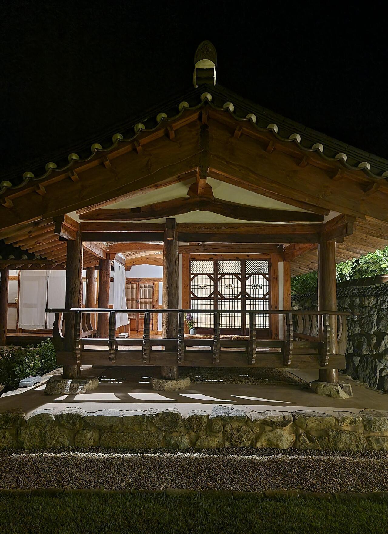 완주서점 이미지