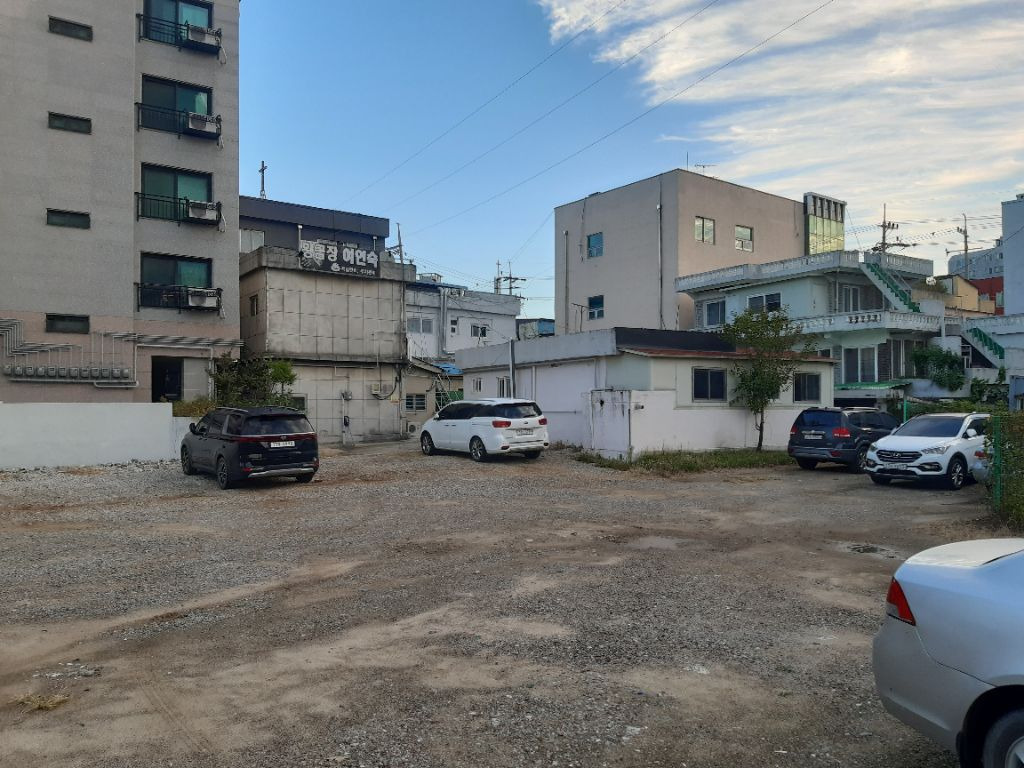 황금장여인숙 이미지