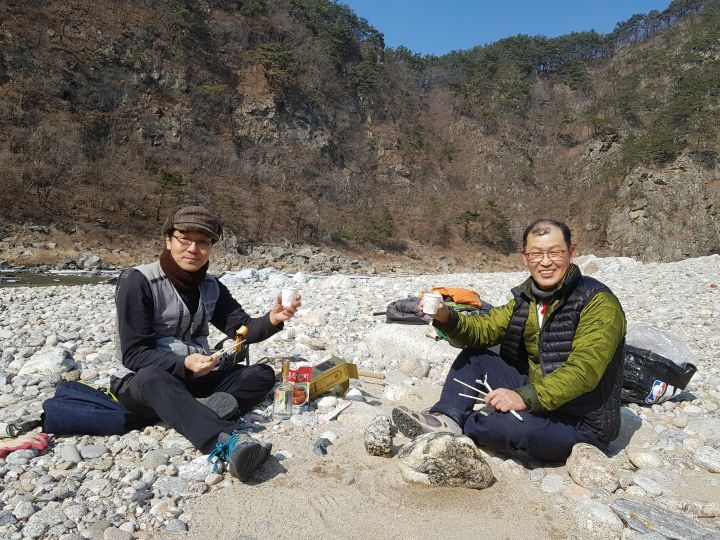 산하 이미지