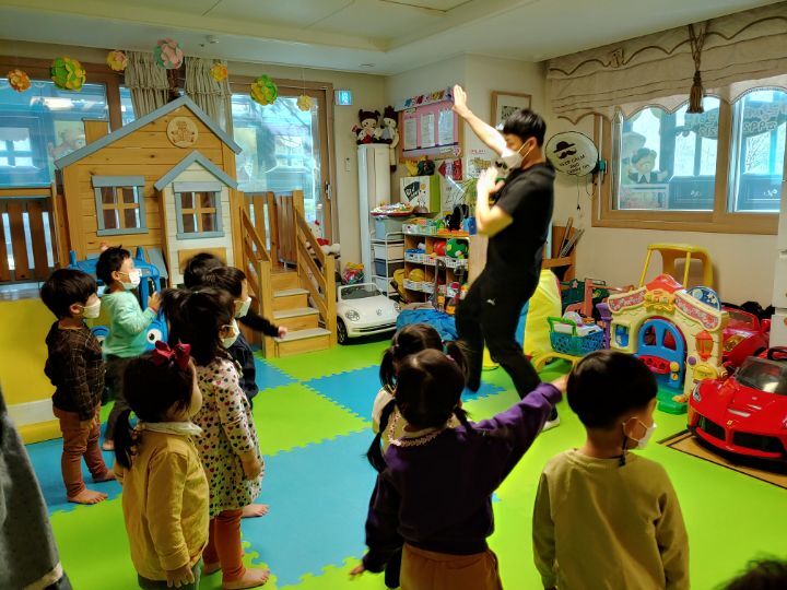 파랑새점핑 이미지