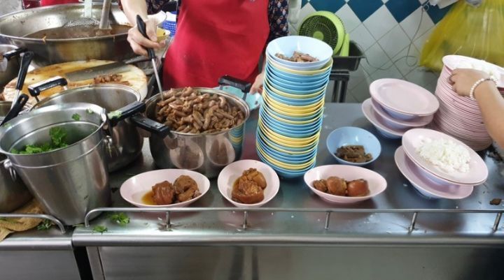 유명족발 이미지