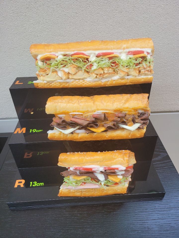 퀴즈노스 이미지