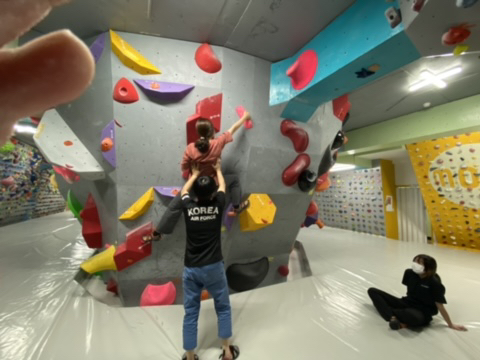 군산스포츠클라이밍센타 이미지