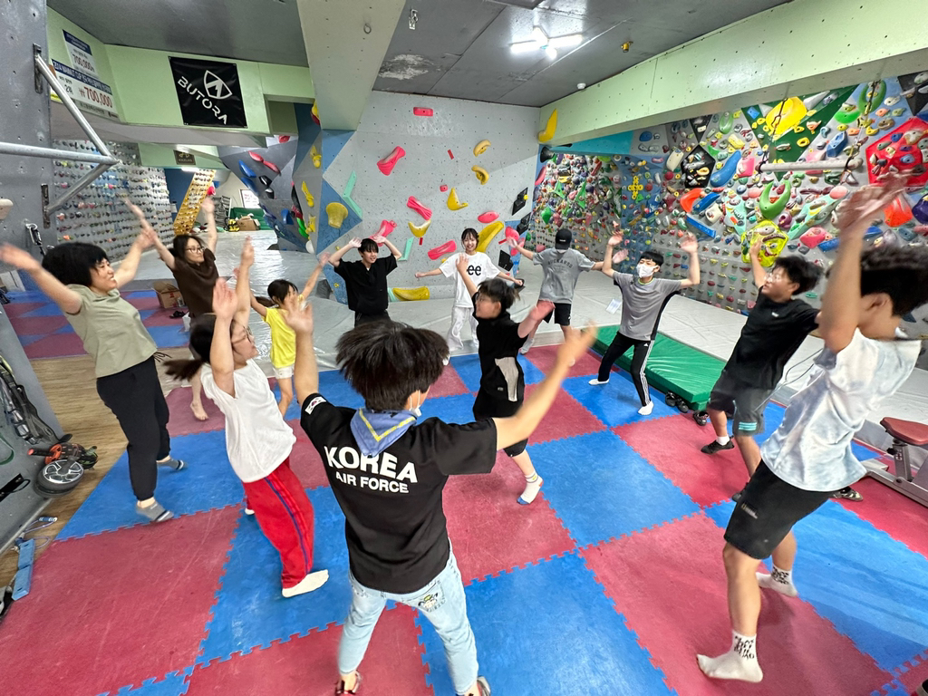 군산스포츠클라이밍센타 이미지