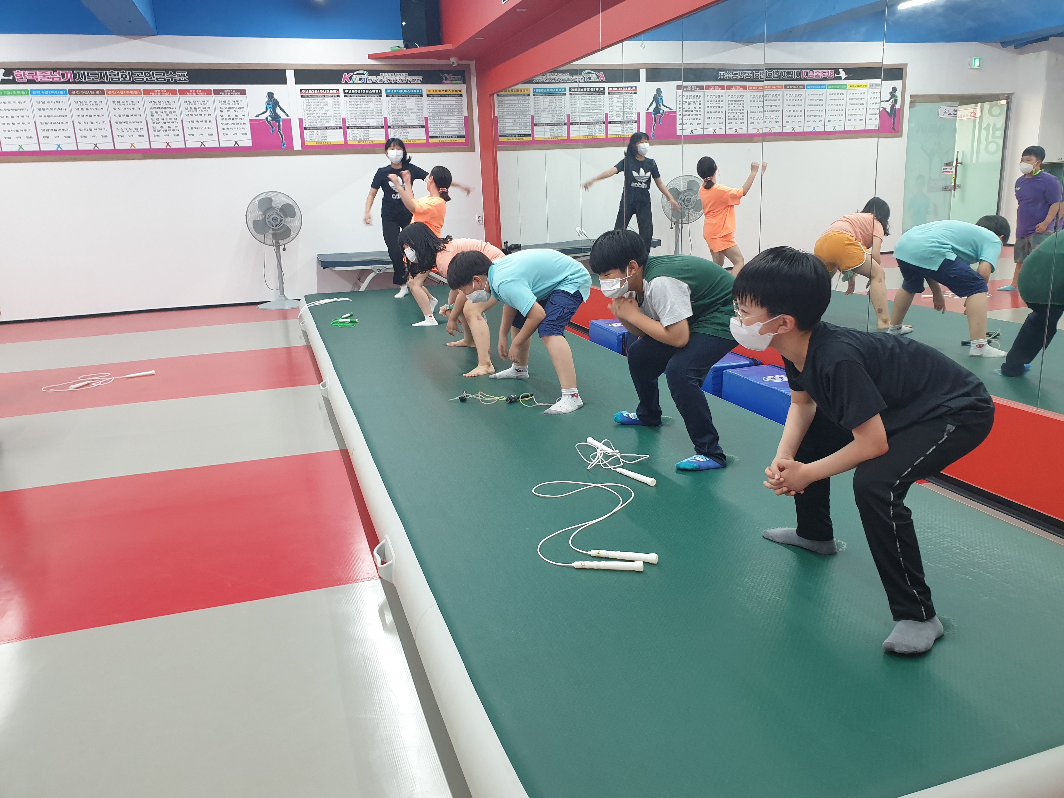 아이스타 파워점핑 줄넘기클럽 - ……… 아이스타앨범 - 아이스타파워점핑줄넘기(부천소사점) 아이스타 파워점핑 줄넘기클럽