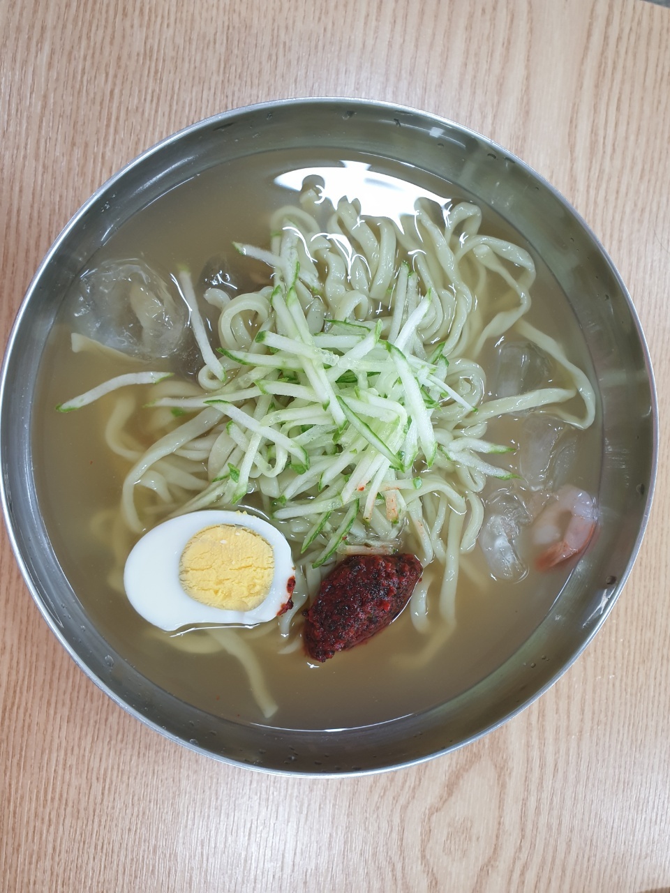 칼국수에 끌림 이미지