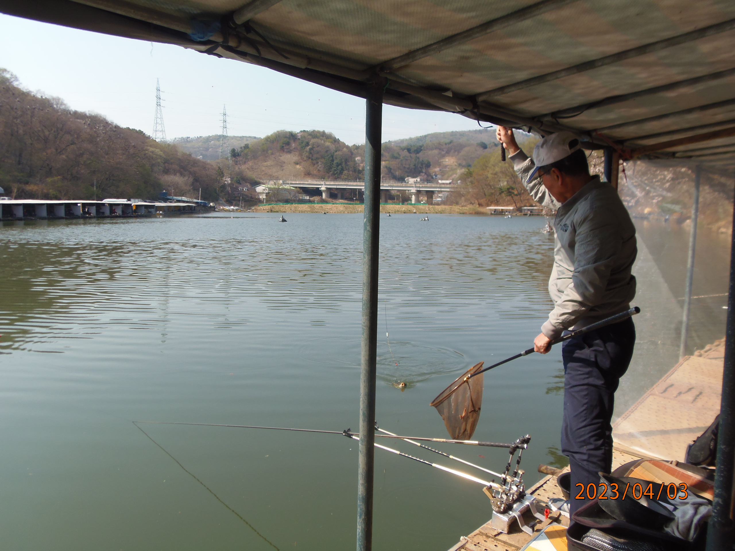 이렇게 좋을 수가... - 즐거운 낚시장 - 화도낚시공원 이렇게 좋을 수가...