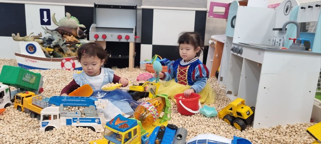코쿤키즈카페 이미지