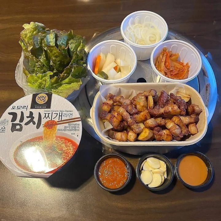 흑돈애 이미지