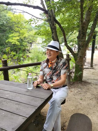 감성과지혜 이미지