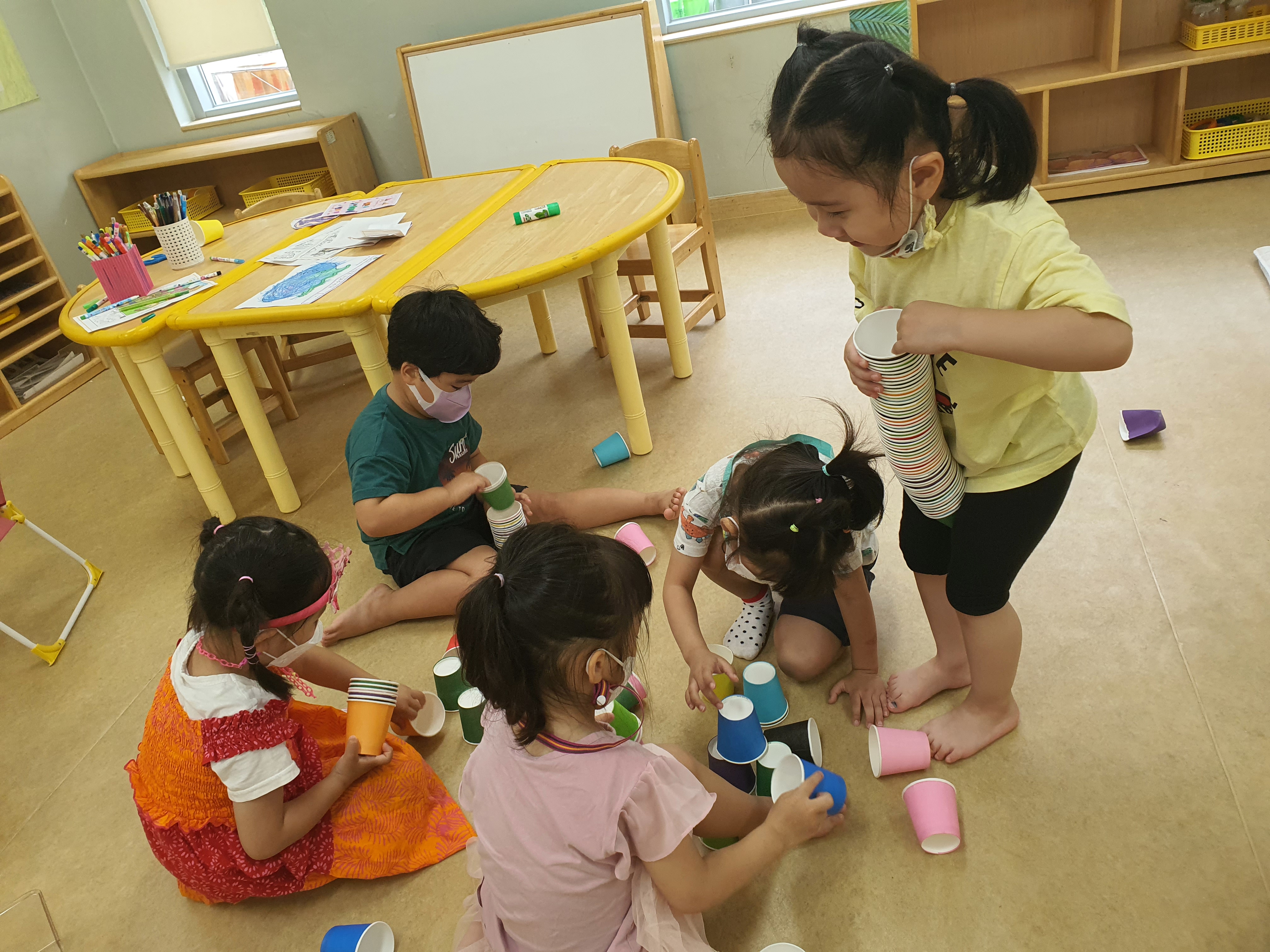 🌸꽃잎반 7월 2주 놀이이야기🌸 - 꽃잎반 (만3세) - 시립 정왕 보듬이 나눔이 어린이집 🌸꽃잎반 7월 2주 놀이이야기🌸