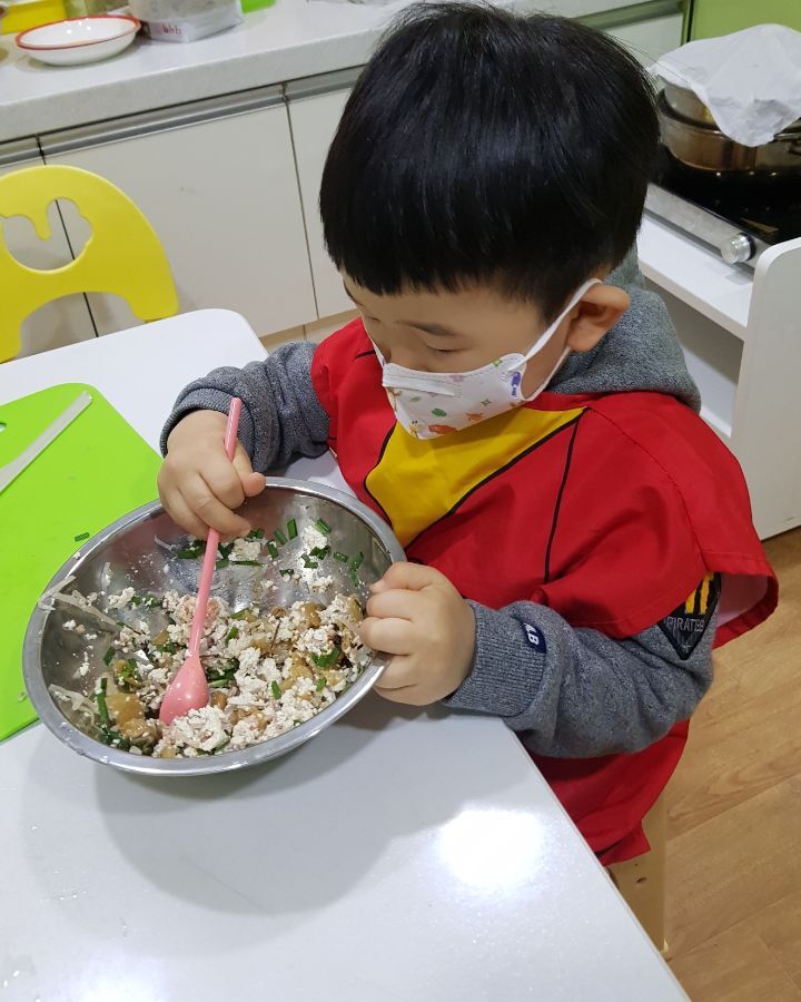 하진손만두 이미지
