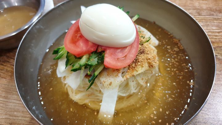 함버지기밀면 이미지