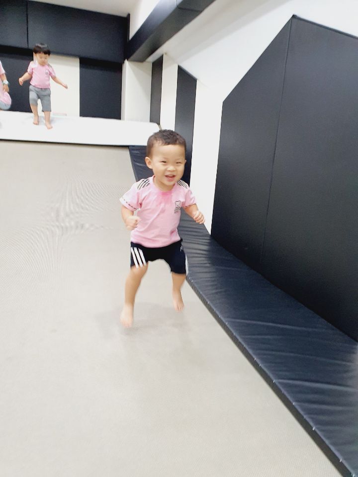 모모키즈 이미지