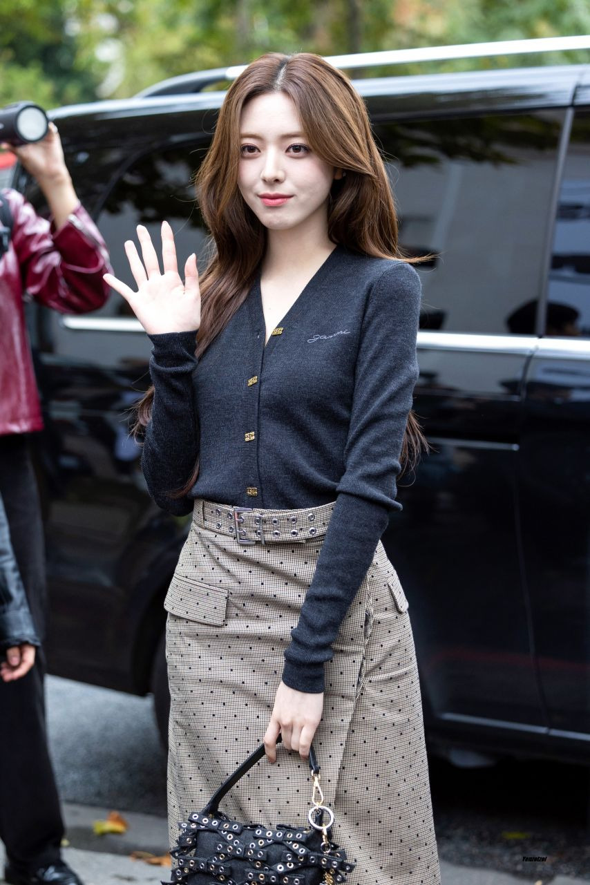 유나 이미지