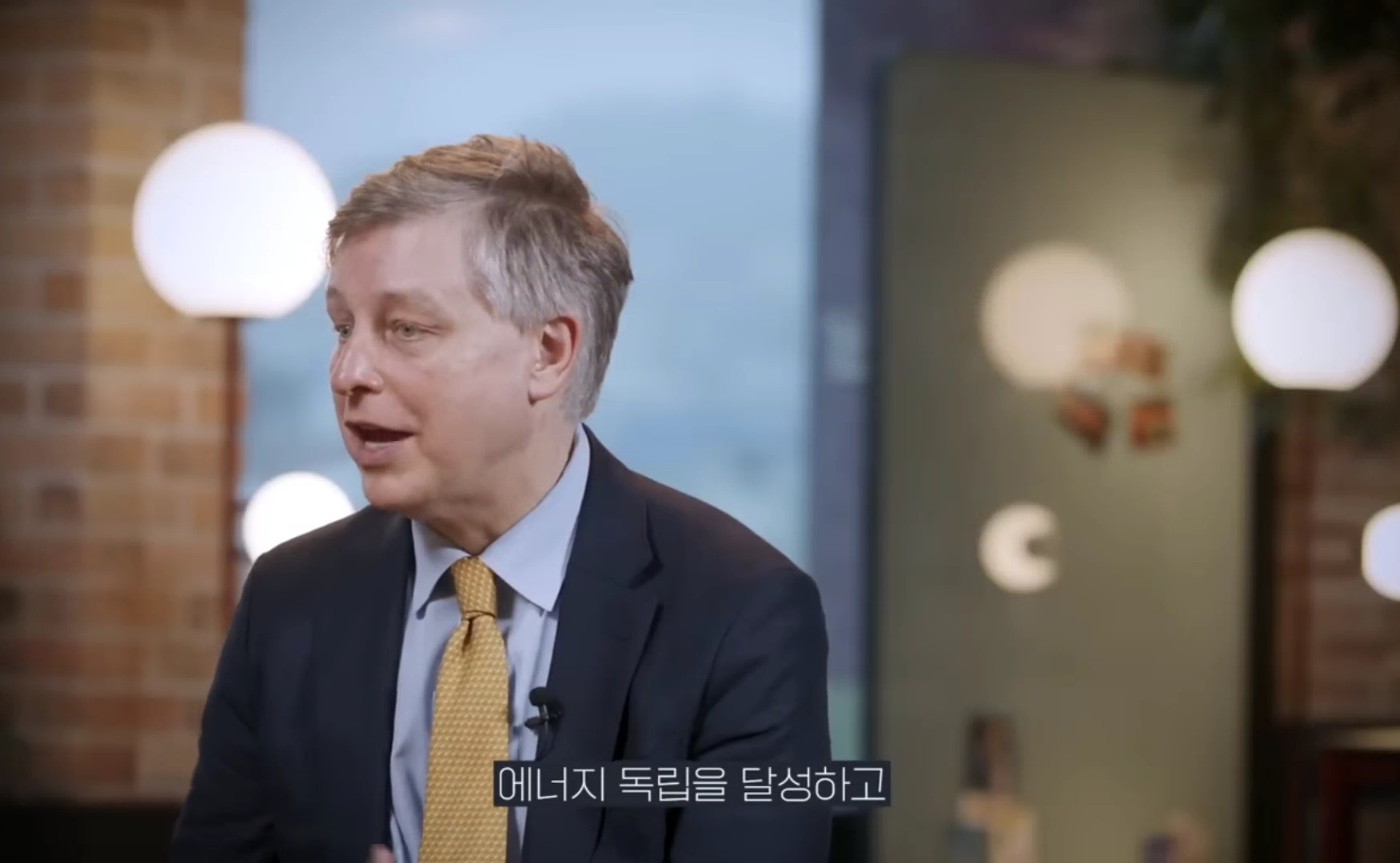 자유무역주의에서 발 빼고 있는 미국 | 인스티즈