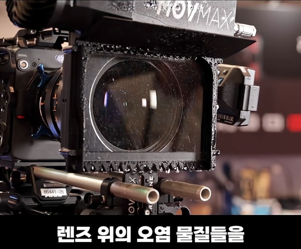 카메라 렌즈에 물이 튀지 않는 비결 | 인스티즈