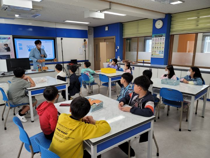 퍼니사이언스랩 이미지
