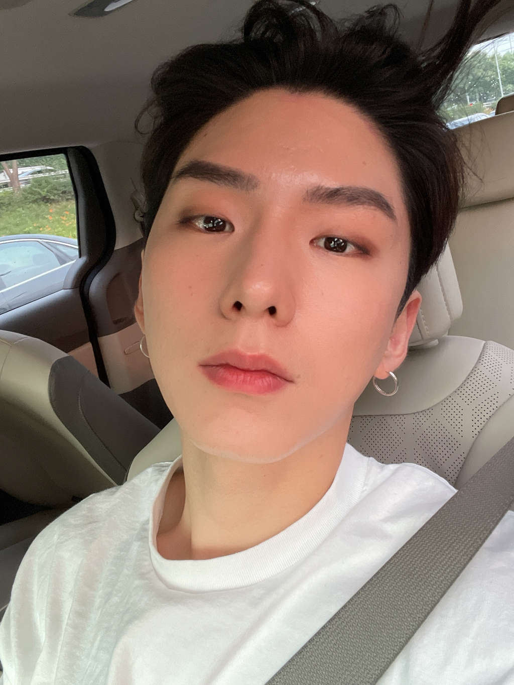 헝클어진머리 이미지