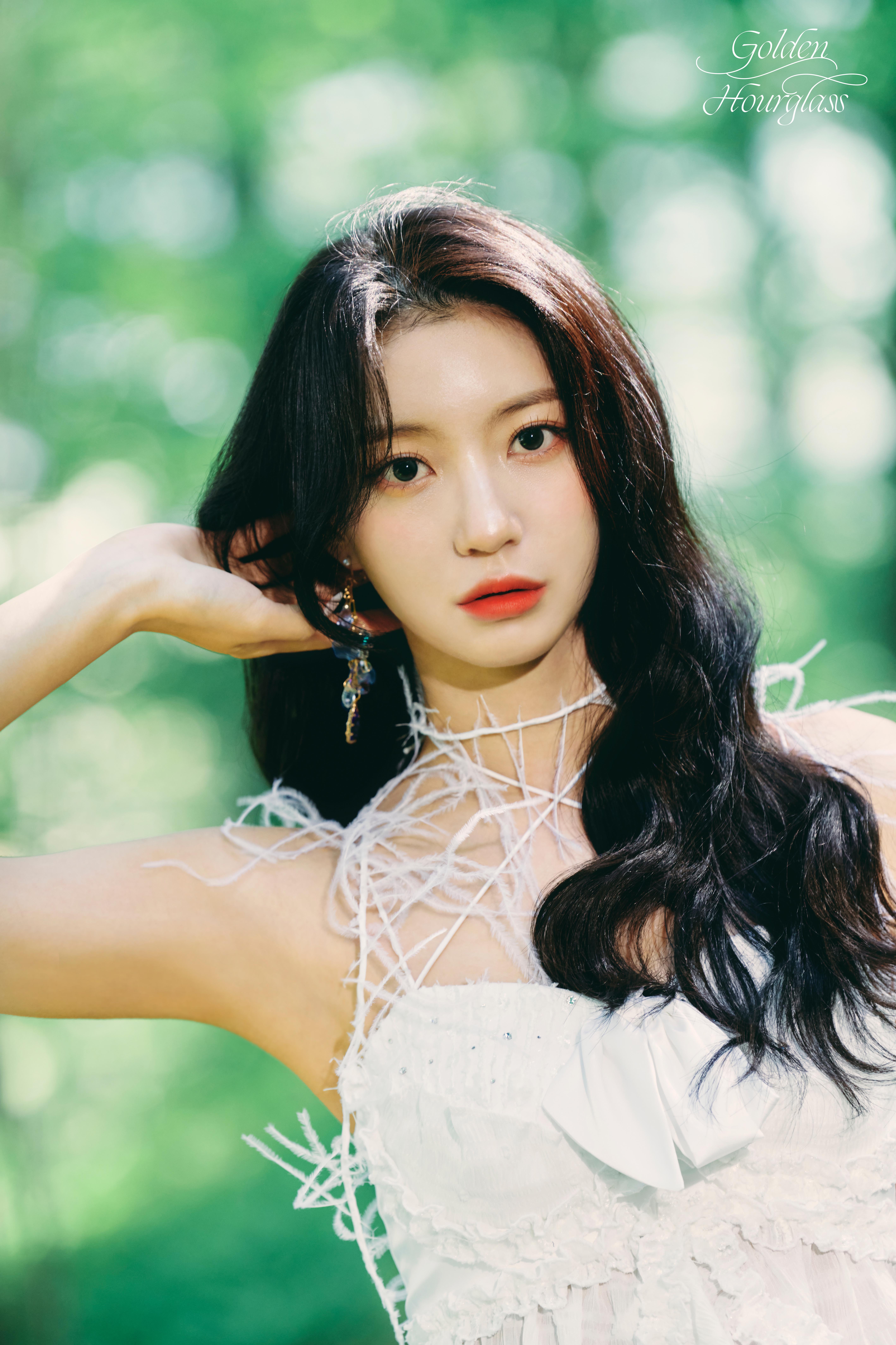 OH MY GIRL 9TH MINI ALBUM [Golden Hourglass] CONCEPT FILM PHOTO