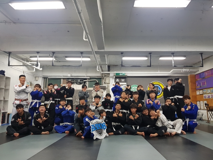첨단주짓수&유도 아토스코리아 팀 타이런트 광주첨단지부 9월 운동... 첨단주짓수&유도 아토스코리아 팀 타이런트 광주첨단지부 9월 운동 모습