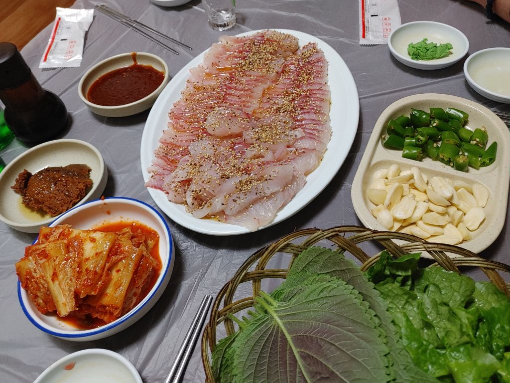 동궁횟집 이미지