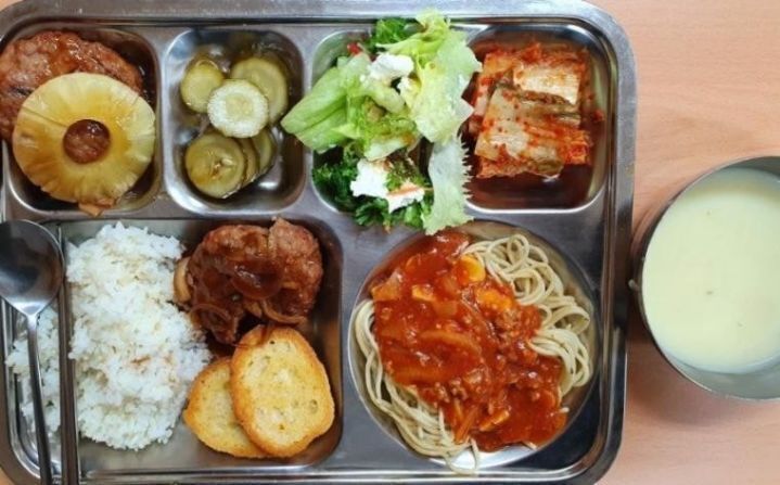 구내식당 이미지
