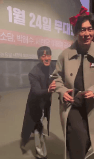 박서준이 팬들에게 욕 먹는 이유 | 인스티즈
