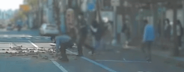 도로 위 사고를 본 한국 시민들 인성 | 인스티즈