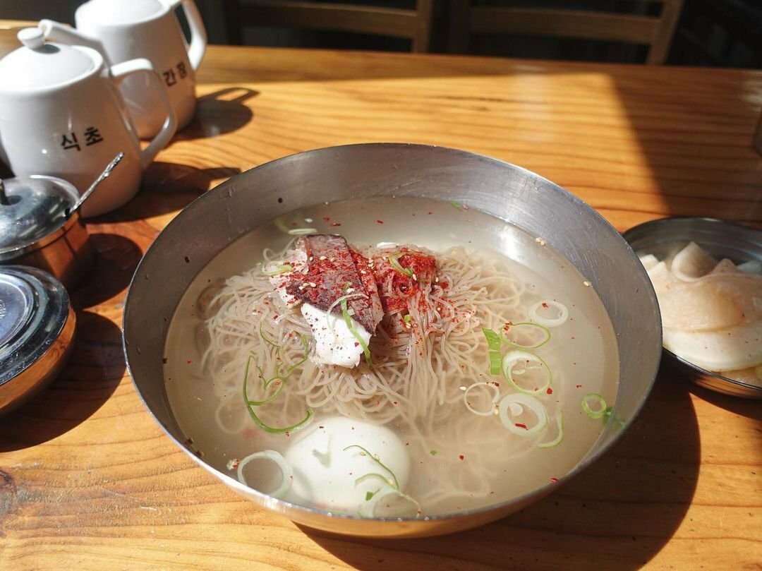평양냉면 이미지