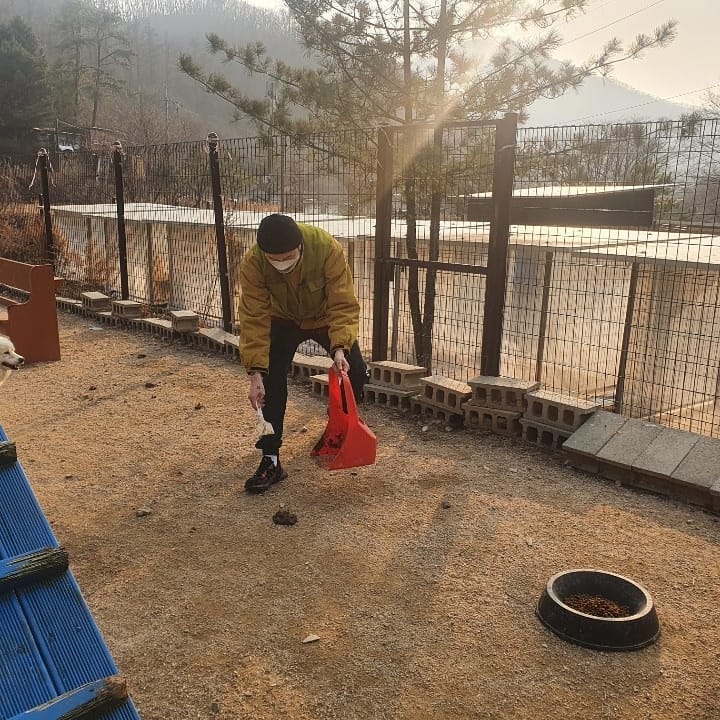유기견 관련 봉사 꾸준히 하는 연예인들.jpg | 인스티즈