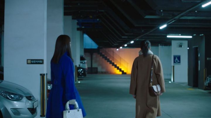 크리스찬온타니 이미지