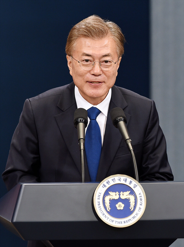 솔직히 문재인이 대통령이라서 좋은 점 중 부정할 수 없는 한 가지.. | 인스티즈