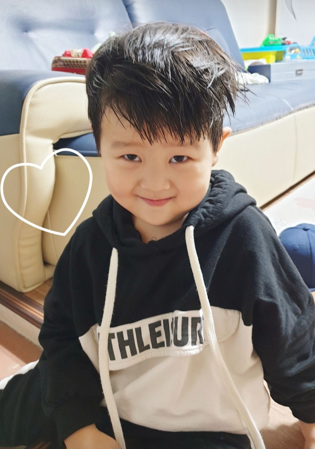 윤이 이미지