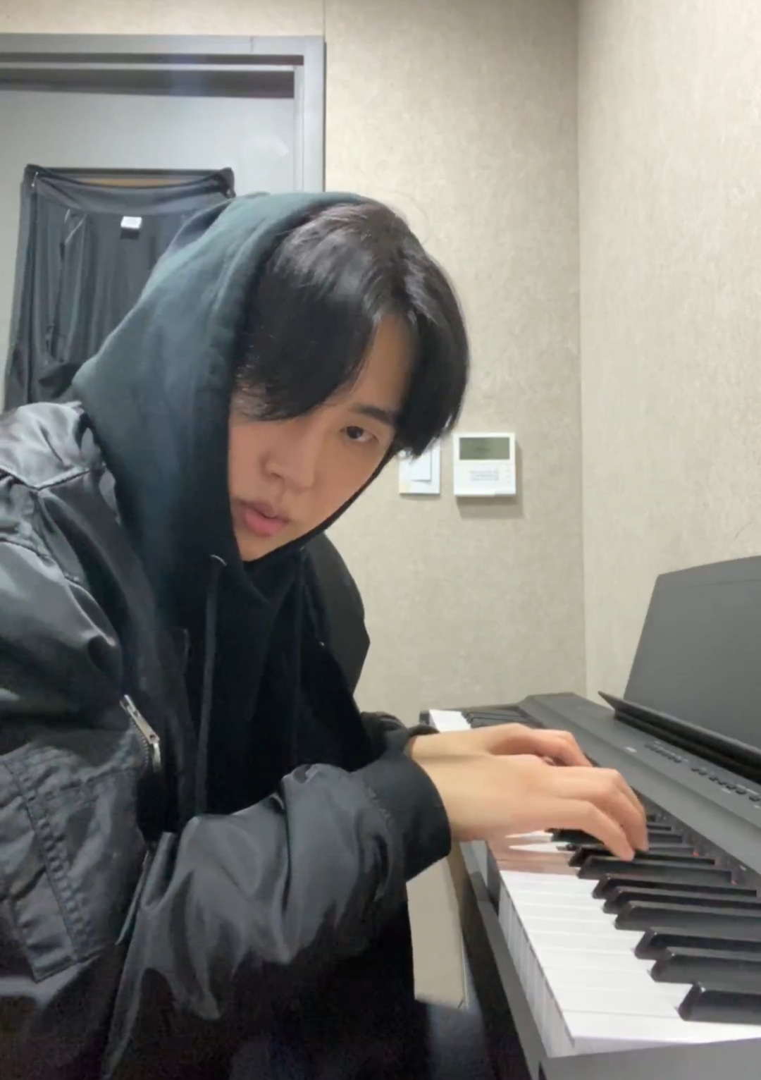 유니재 이미지