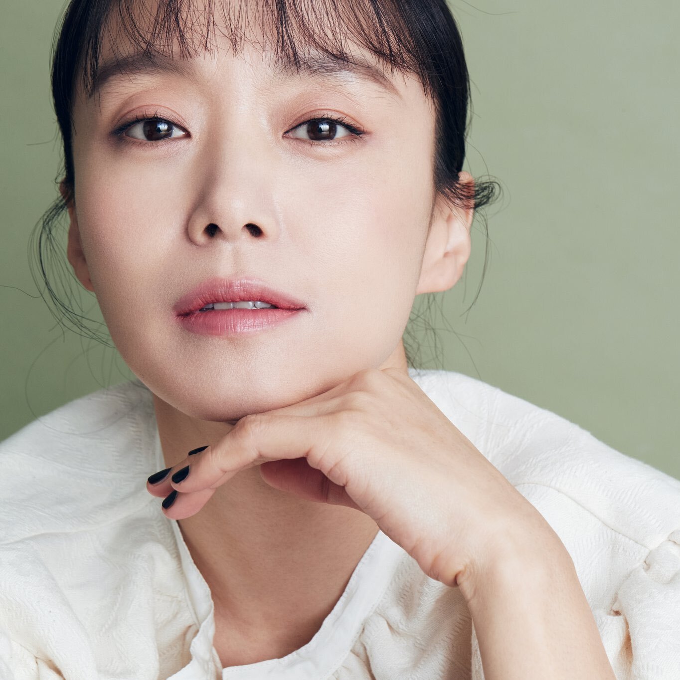 여배들 나이들면서 얼굴살빠지고 특유의 얼굴형이 나타나면서 볼도 약간 패이고 눈도 좀 더 짙어지고 얼굴에 삶의 무게가 조금씩 담기는데 | 인스티즈