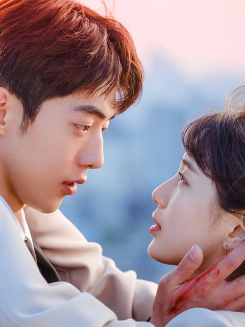 스타트업 수지-남주혁 키스신.gif | 인스티즈